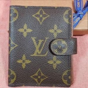 Authentic Louis Vuitton  monogram card holder